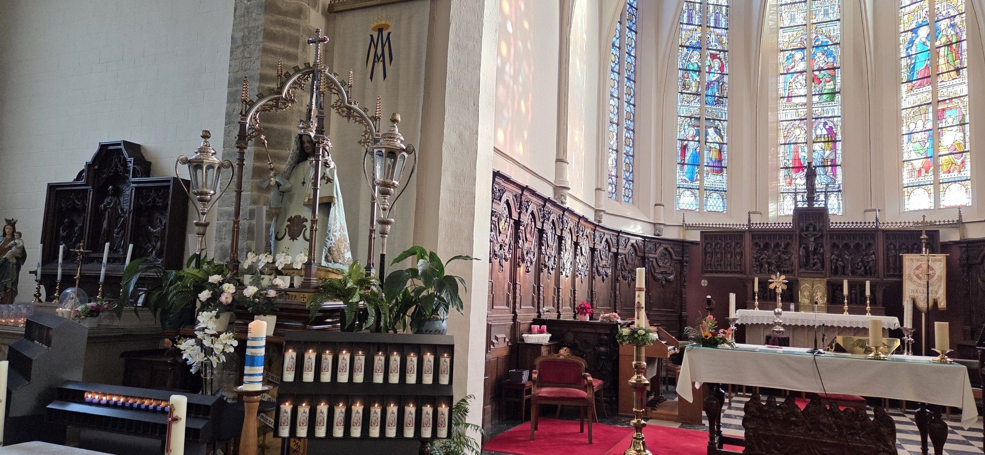 Processie en jaarmarkt Hallaar