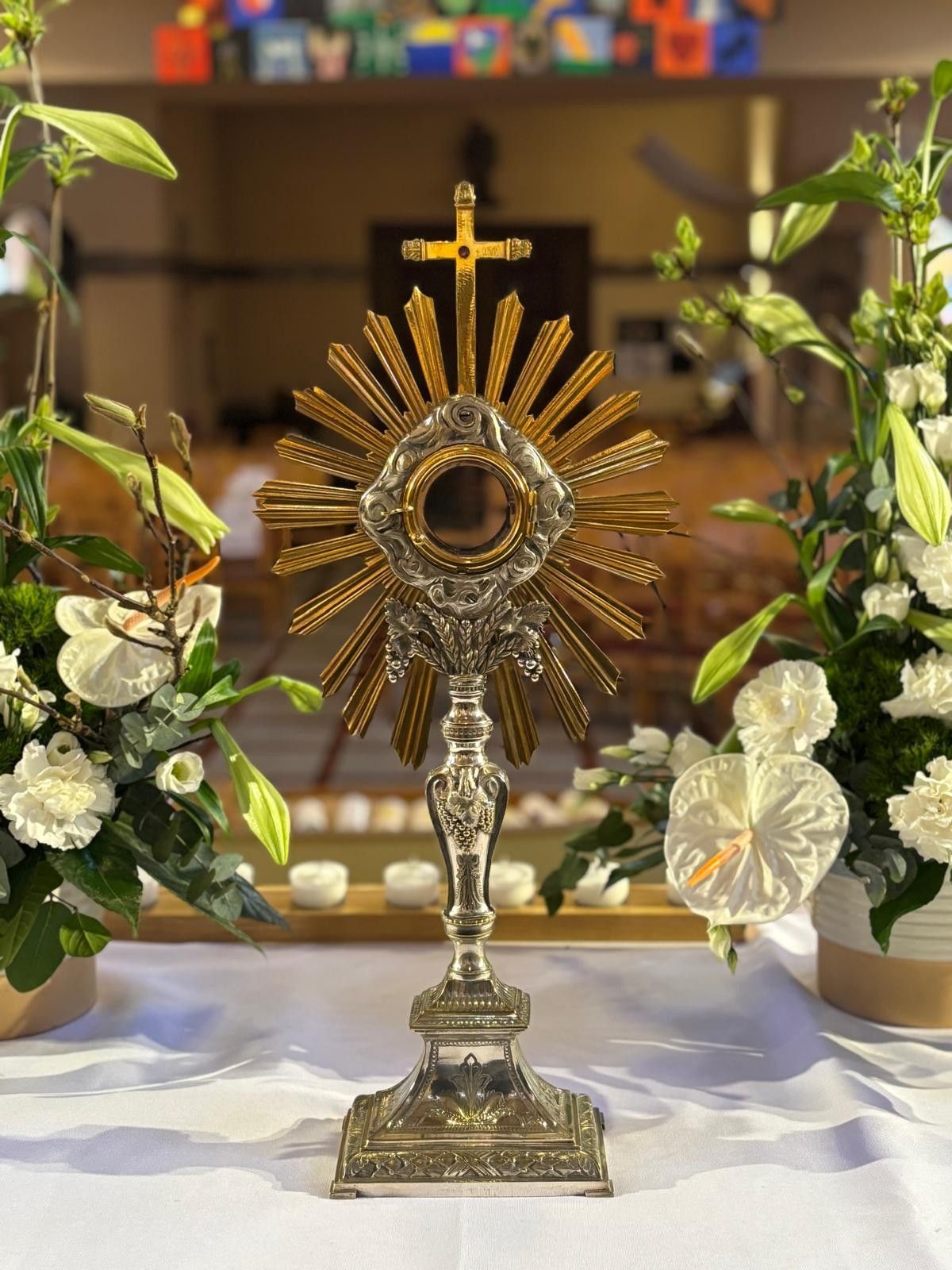 Wat onze kerk vertelt: foto’s en schatten